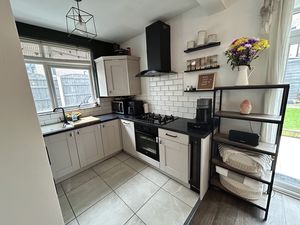 Photo 7- click for photo gallery